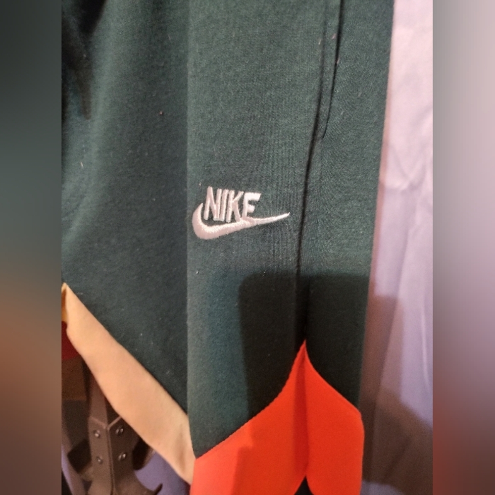 Nike Men's Colorblock Track Pants - Picture 6 of 9